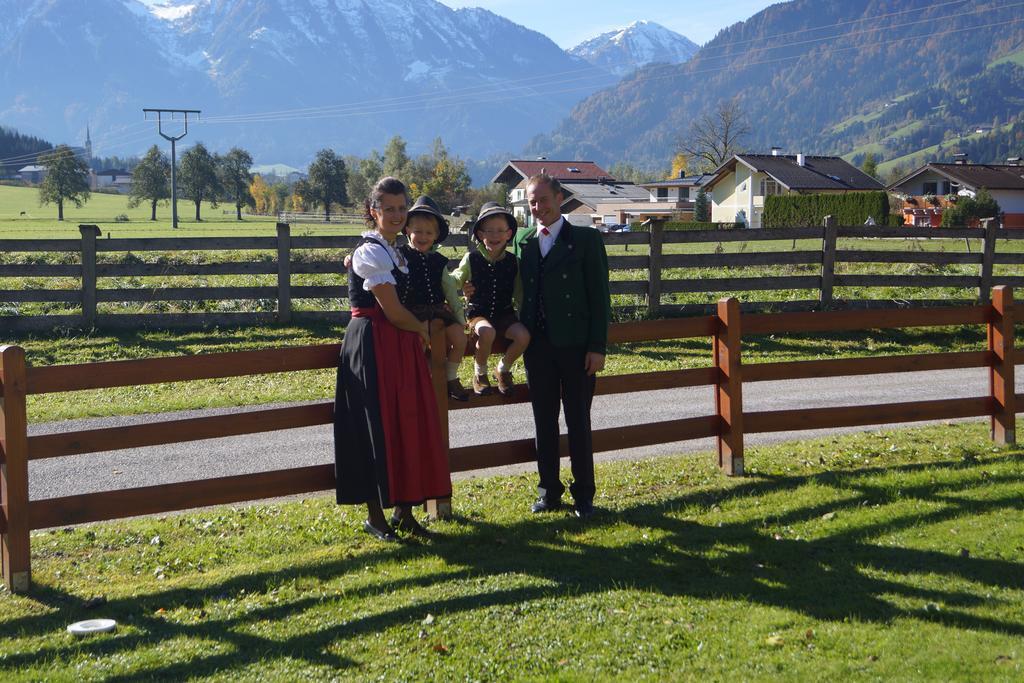 Bio-Bauernhof Reiterhof Villa Sankt Johann im Pongau Bagian luar foto